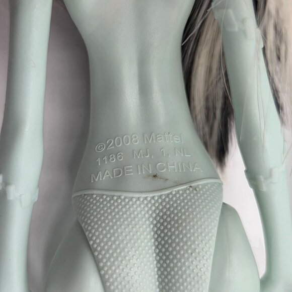 Monster High Basic Budget Release Replacement Nude Frankie Stein Dolls - Picture 4 of 8